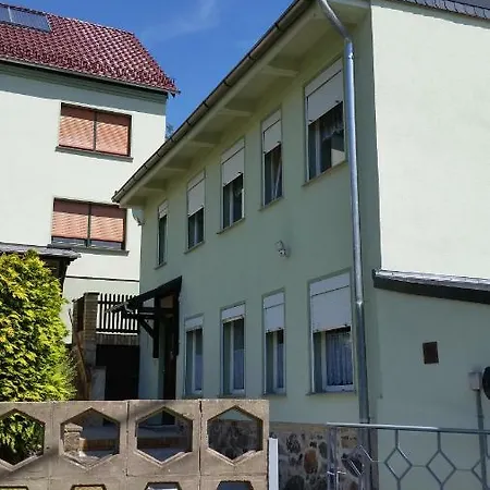 Apartment Am Weinberg *